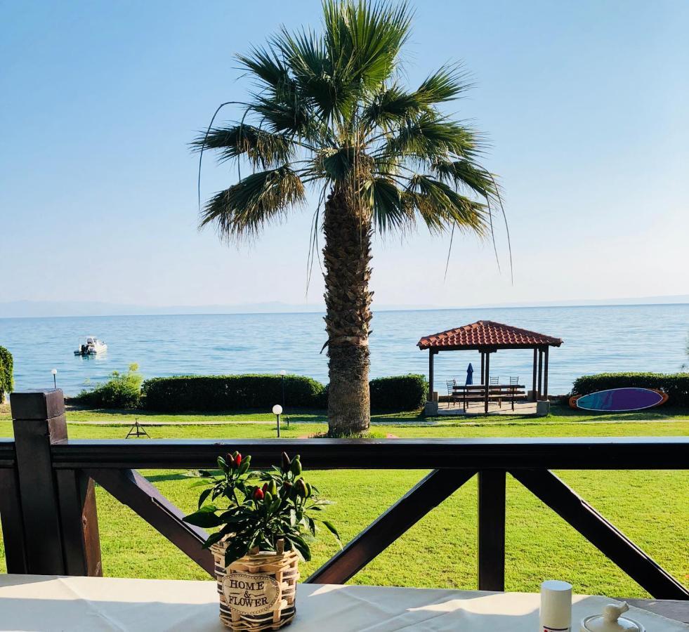 On The Beach Apartment بوليخرونو المظهر الخارجي الصورة